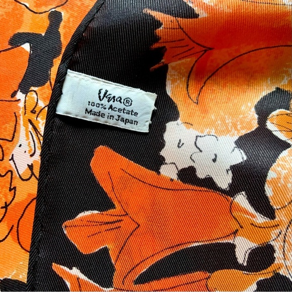 Vintage Vera vibrant floral square scarf - Picture 8 of 11